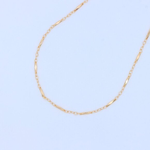 Delicate & Contemporary Necklace Chain, A Lovely Choice for Women, EVCH1741 - Picture 9 of 10